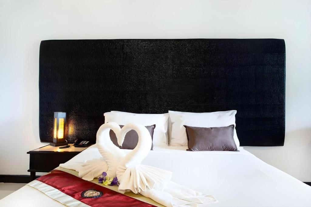 Town In Town Gardent Resort Bangkok Bagian luar foto