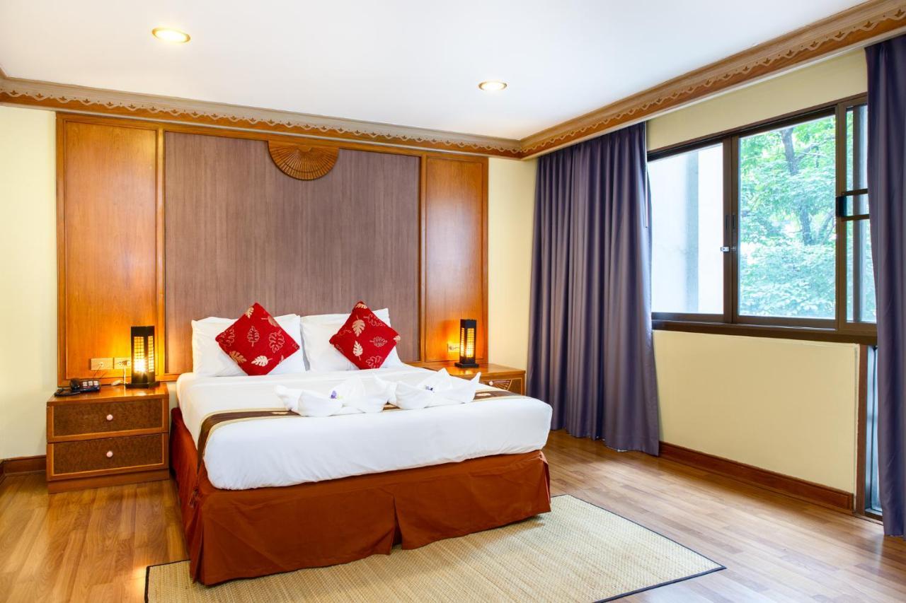 Town In Town Gardent Resort Bangkok Bagian luar foto